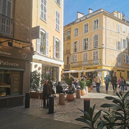 Le Yona Mirabeau - Appartement T3 Atypique Situe Dans Le Centre Ville Historique - Proche Rotonde 엑상프로방스 외부 사진