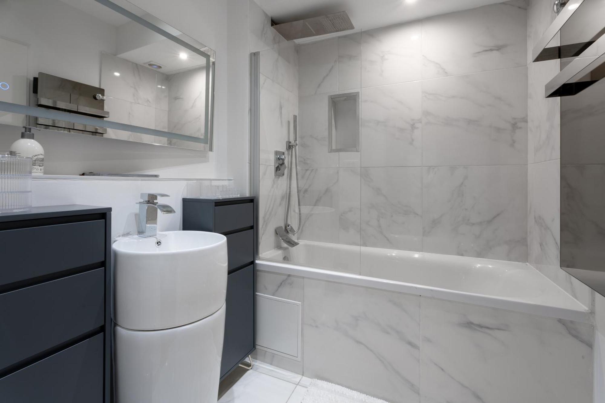 Le Yona Mirabeau - Appartement T3 Atypique Situe Dans Le Centre Ville Historique - Proche Rotonde 엑상프로방스 외부 사진