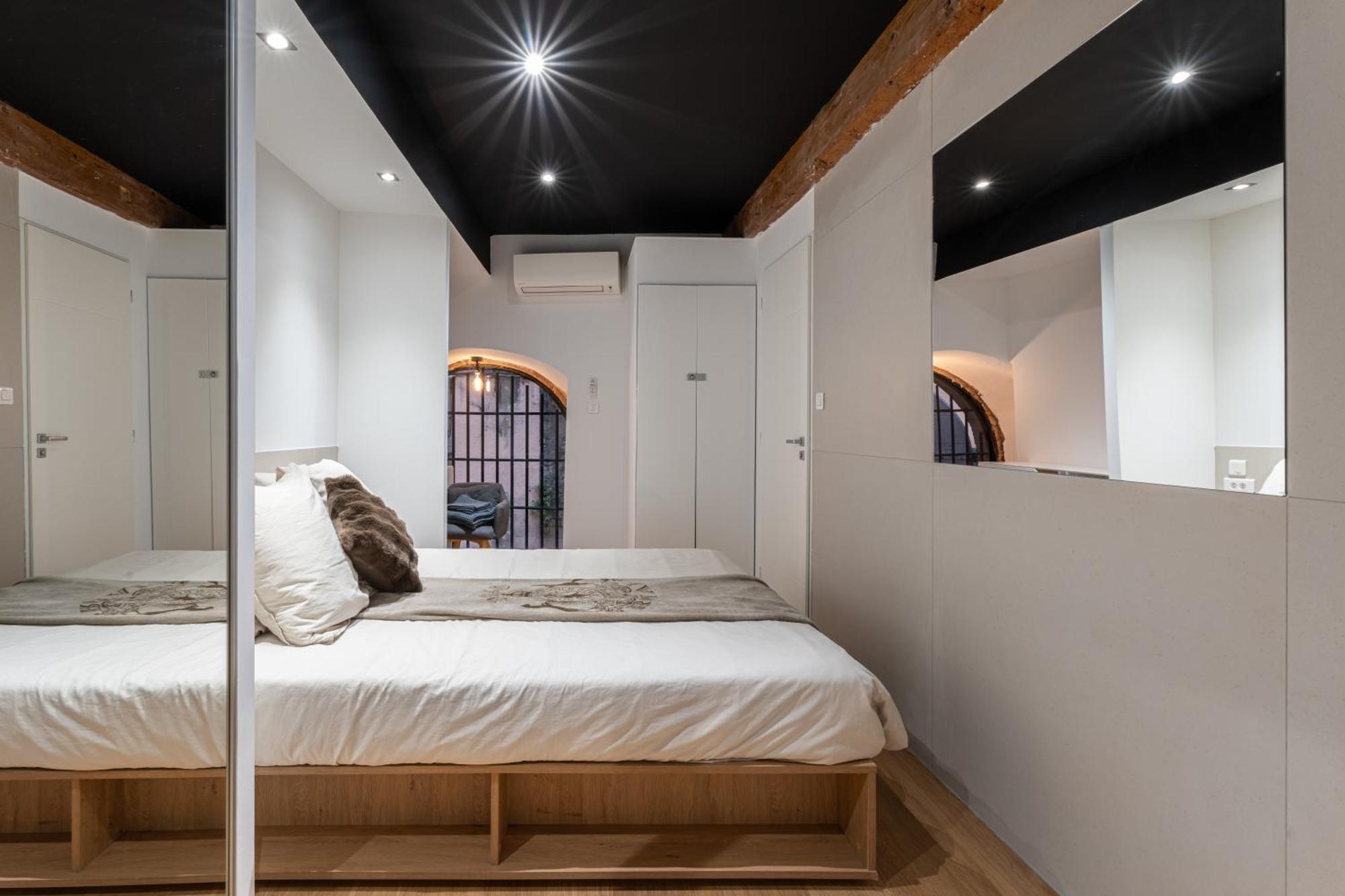 Le Yona Mirabeau - Appartement T3 Atypique Situe Dans Le Centre Ville Historique - Proche Rotonde 엑상프로방스 외부 사진