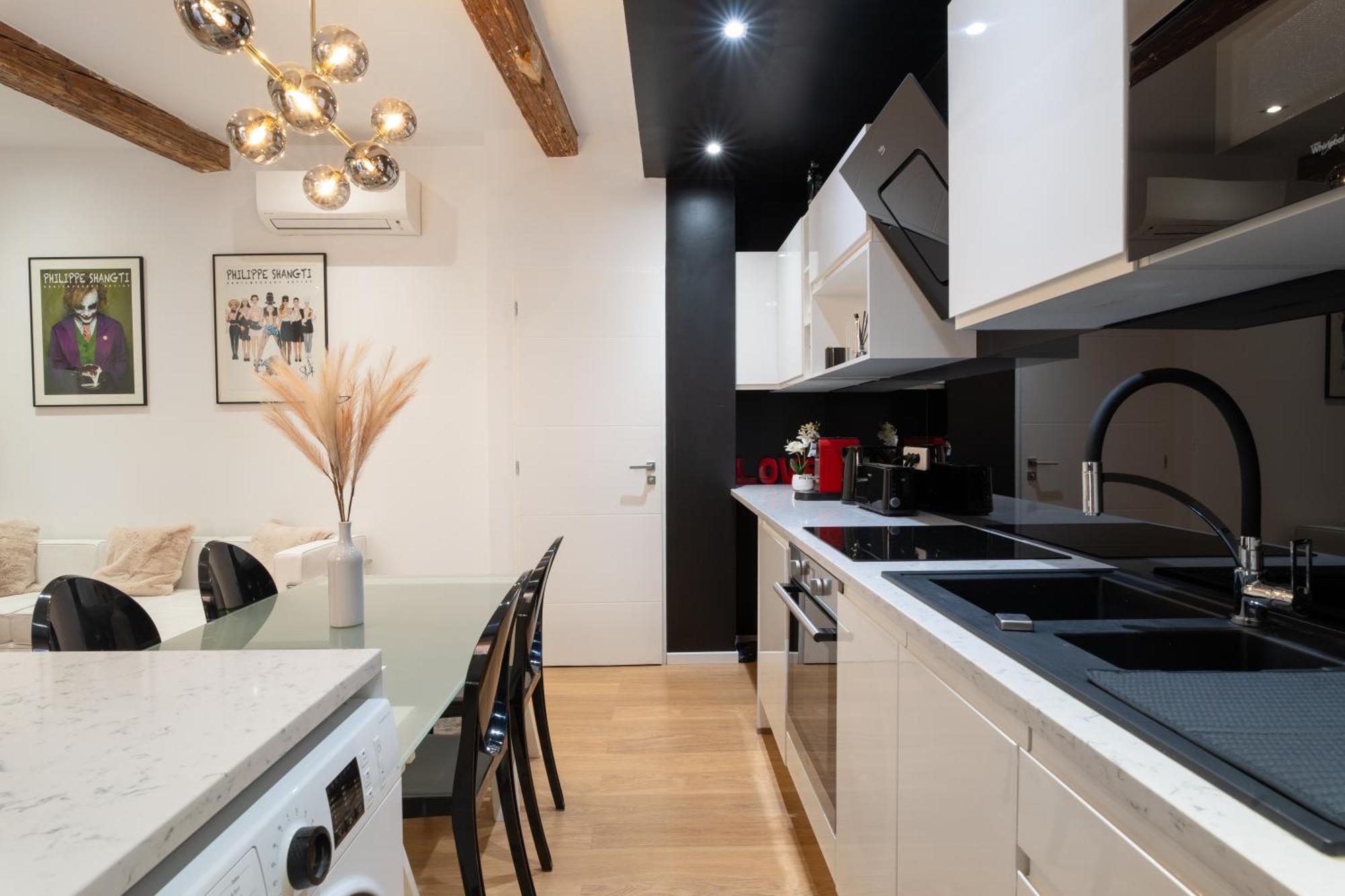 Le Yona Mirabeau - Appartement T3 Atypique Situe Dans Le Centre Ville Historique - Proche Rotonde 엑상프로방스 외부 사진