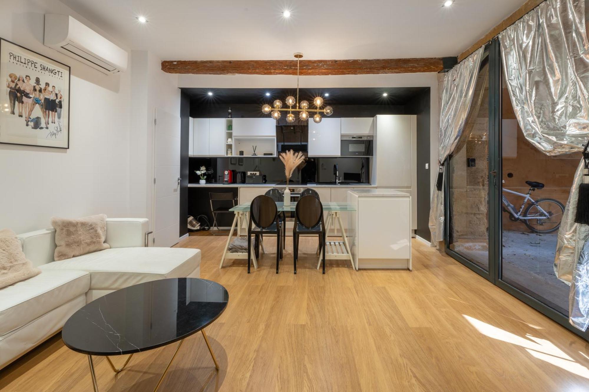 Le Yona Mirabeau - Appartement T3 Atypique Situe Dans Le Centre Ville Historique - Proche Rotonde 엑상프로방스 외부 사진